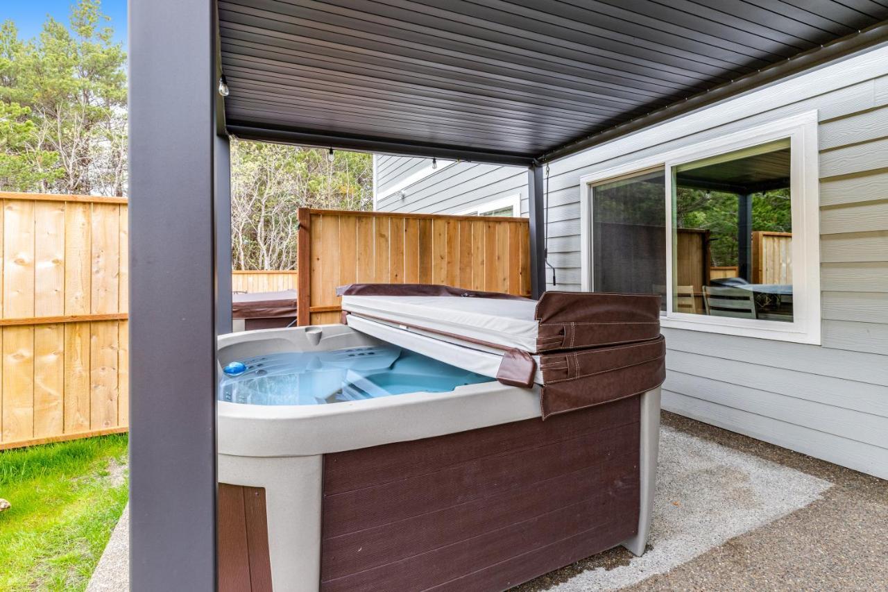 Surfside Villa Westport Eksteriør bilde